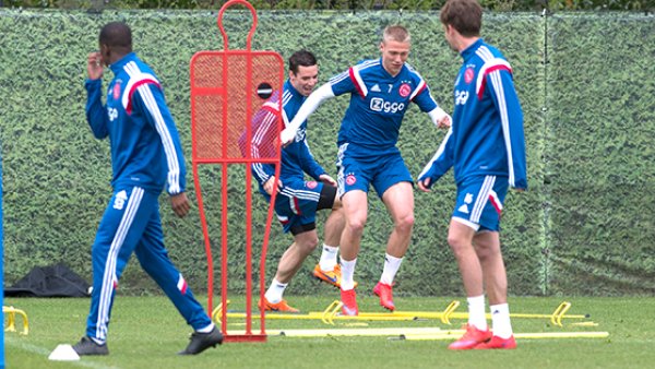 一个顶尖水 一个顶尖水